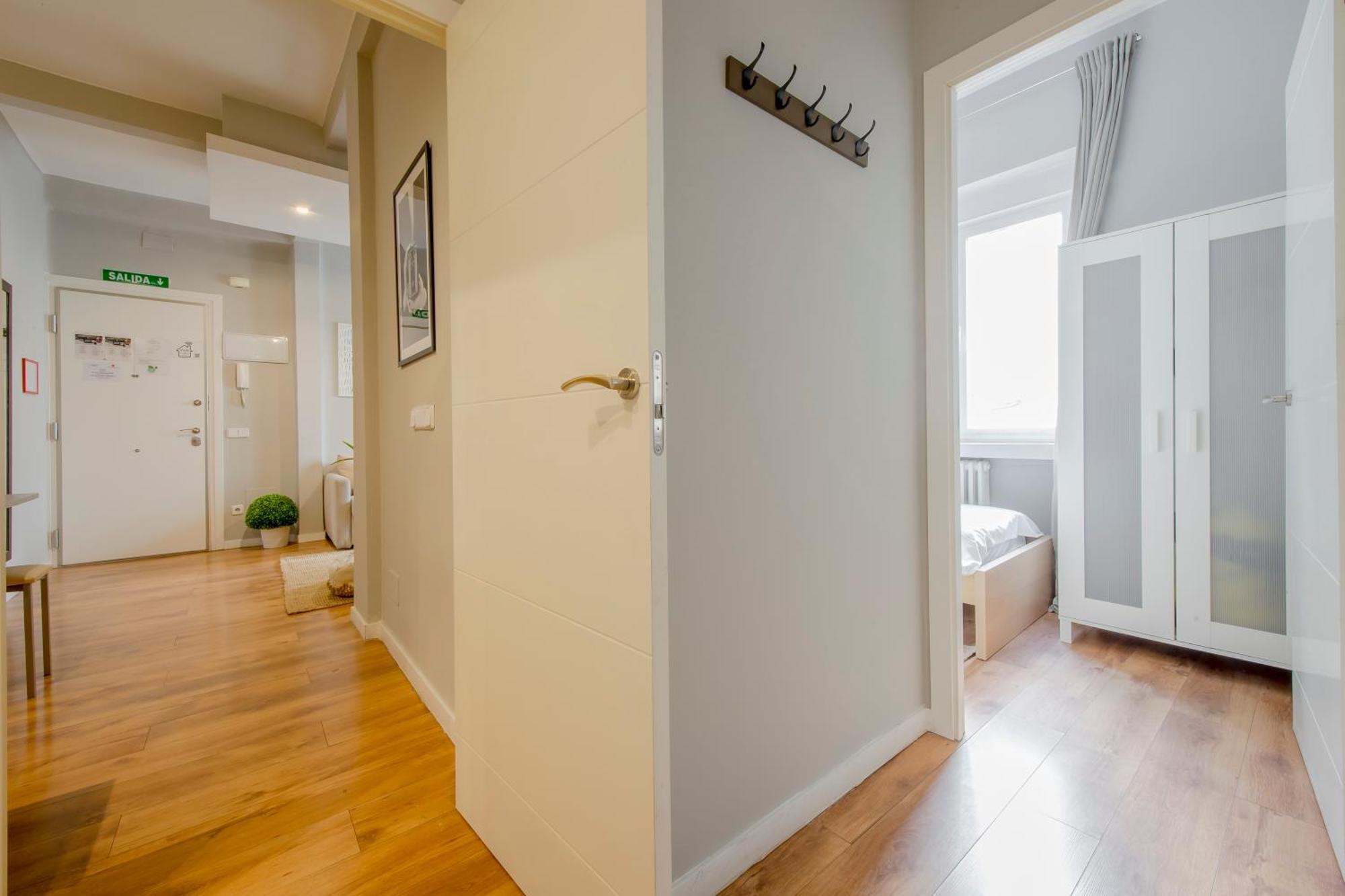 Excelente Piso De 3 Habitaciones En La Latina-Centro Madrid Esterno foto