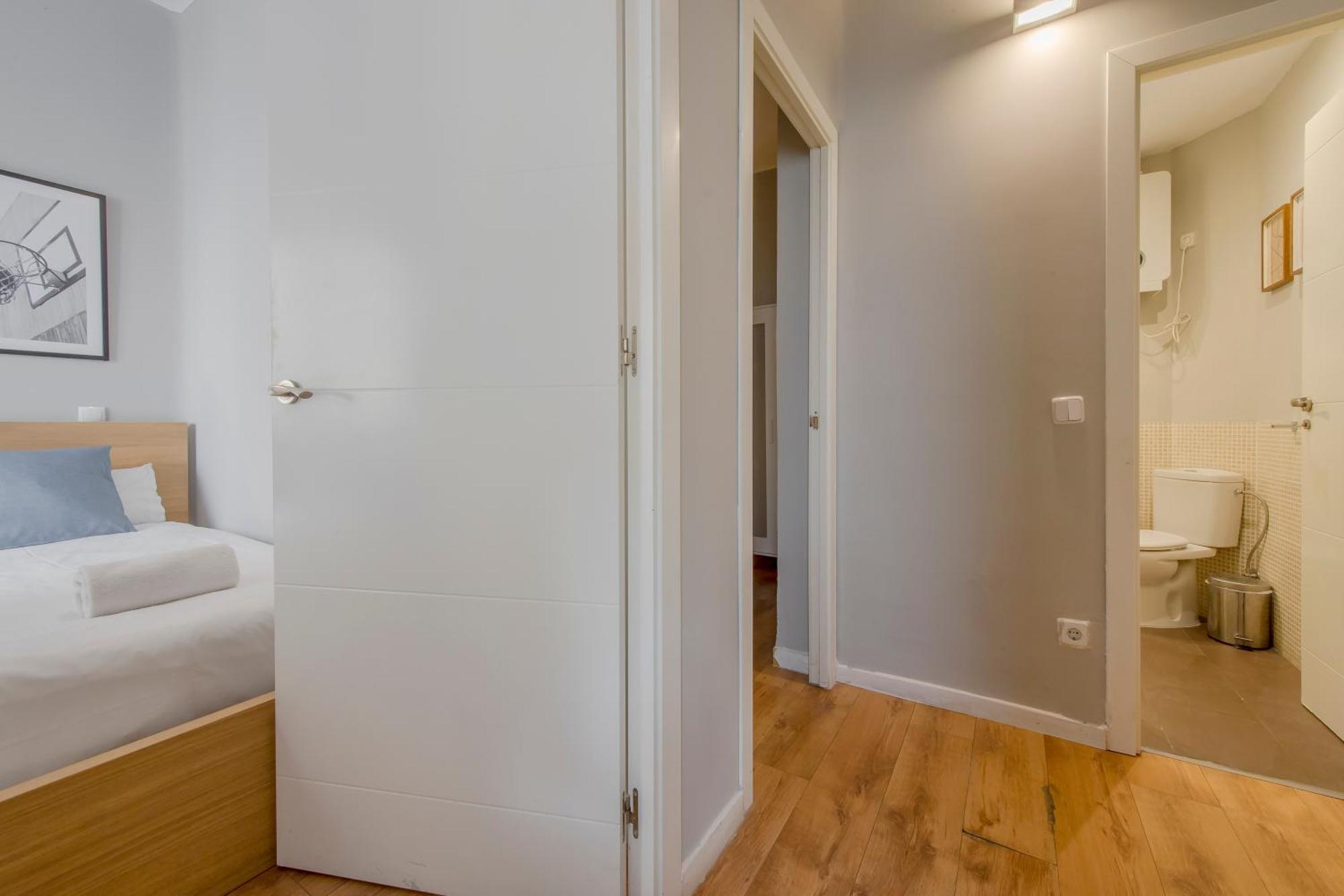 Excelente Piso De 3 Habitaciones En La Latina-Centro Madrid Esterno foto