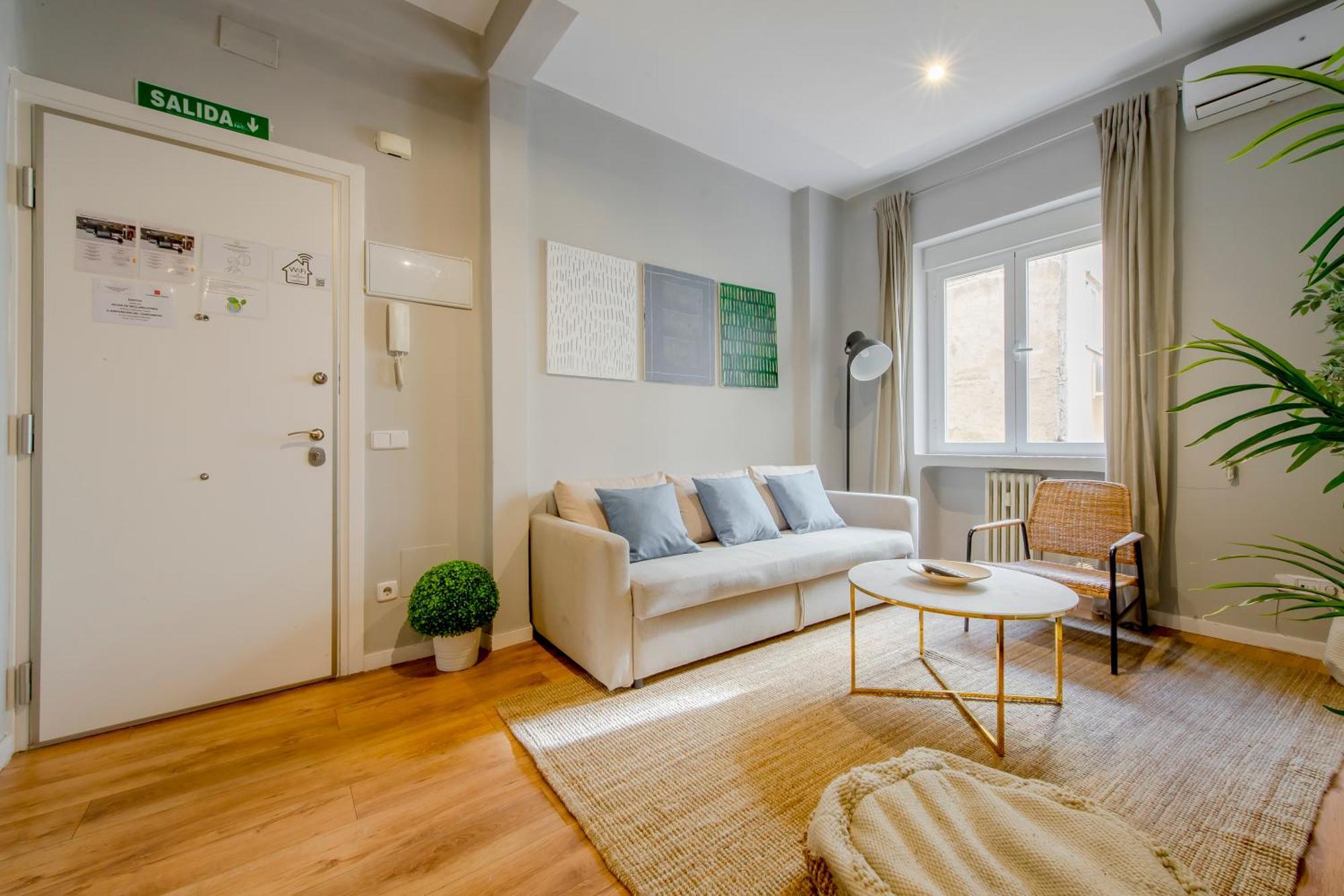 Excelente Piso De 3 Habitaciones En La Latina-Centro Madrid Esterno foto