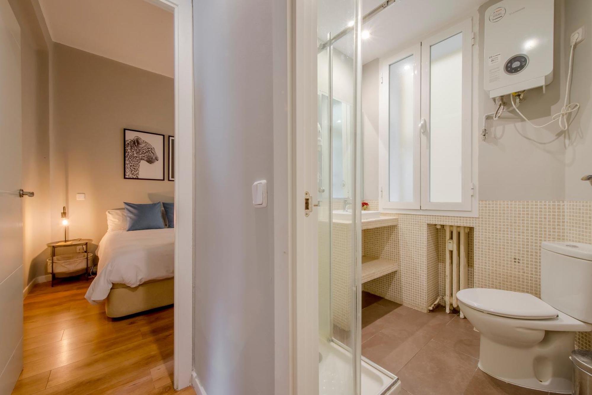 Excelente Piso De 3 Habitaciones En La Latina-Centro Madrid Esterno foto